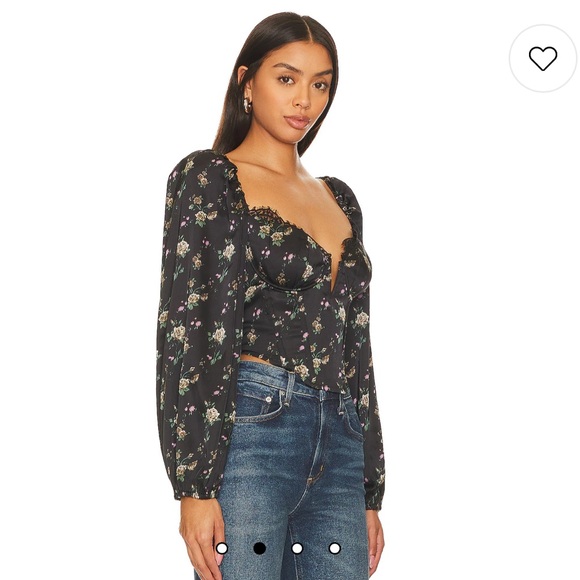 ASTR Josephine Top in Black Floral - Picture 2 of 5